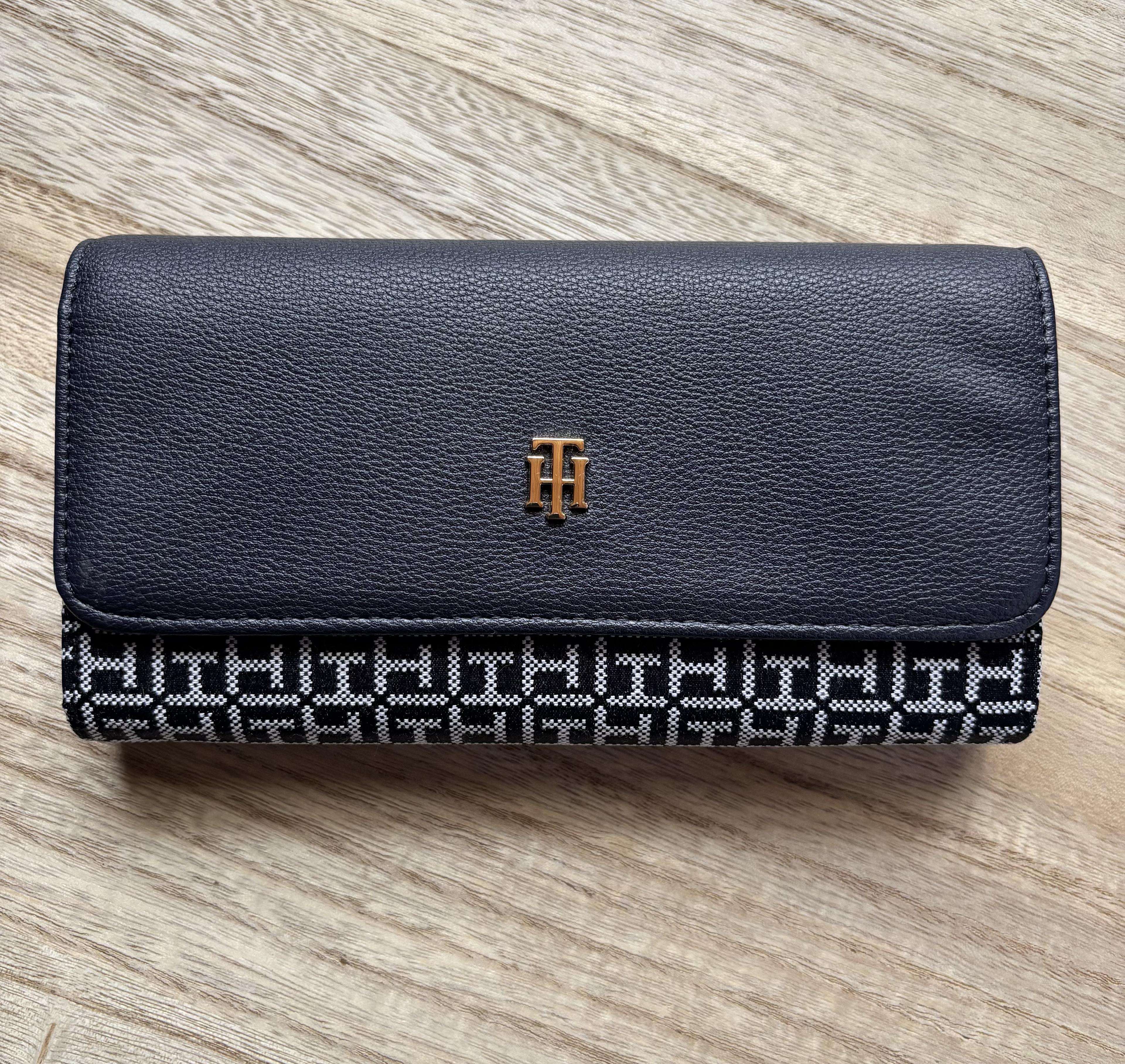 Billetera Mujer Tommy Hilfiger